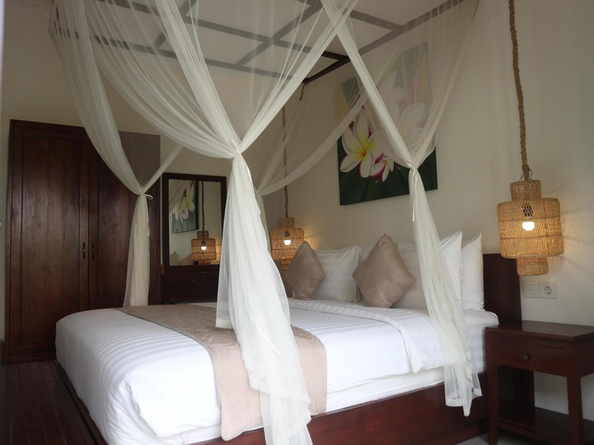 Villa Sinergi 2Br Tranquil Villa In Seminyak ภายนอก รูปภาพ