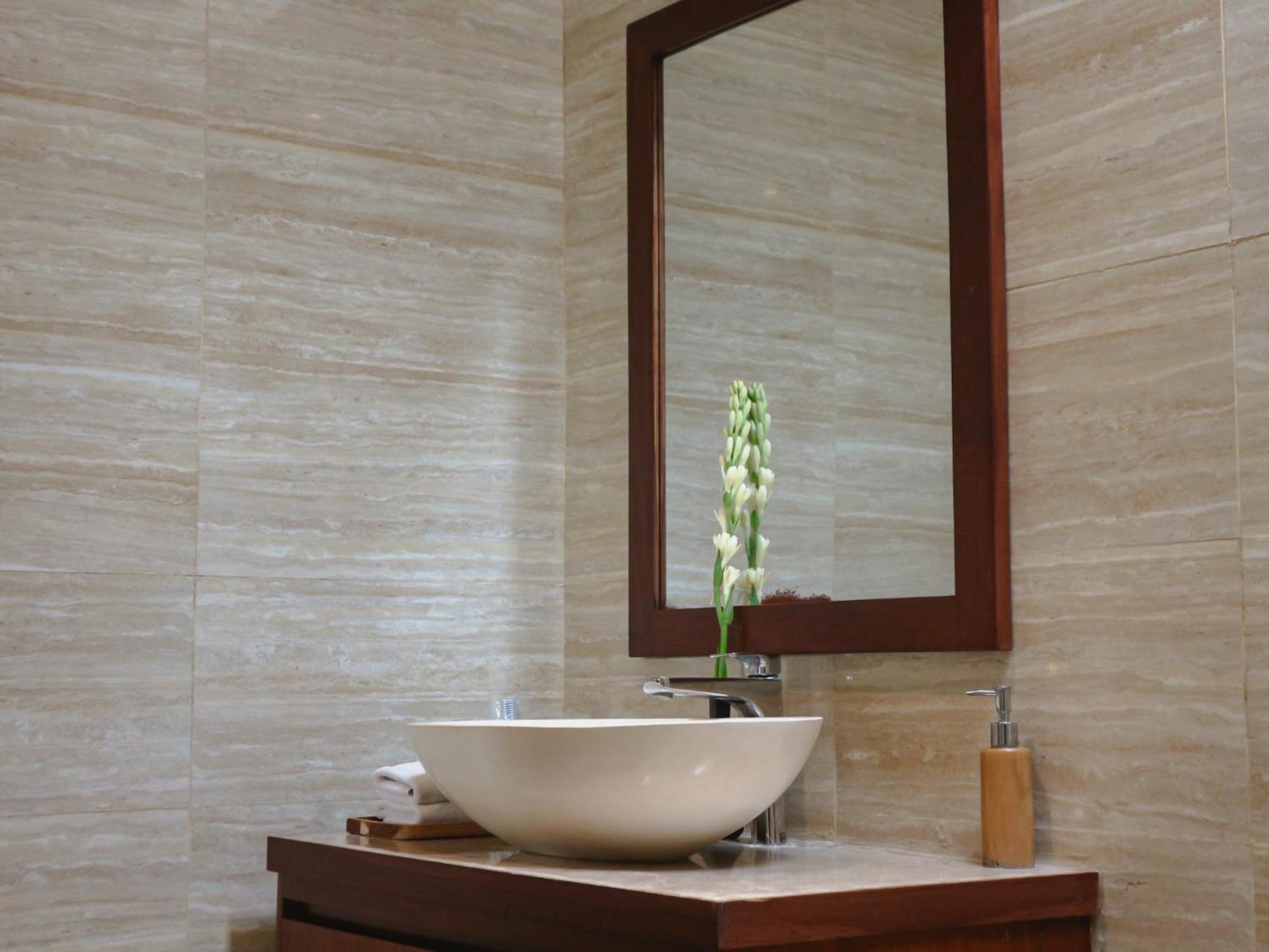 Villa Sinergi 2Br Tranquil Villa In Seminyak ภายนอก รูปภาพ